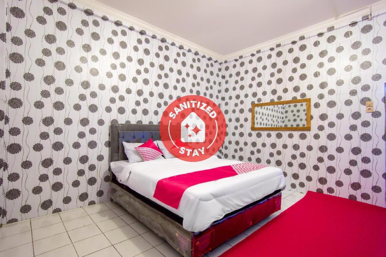 Pagaralam Oyo 2960 Wisma Bara Pagar Alam מראה חיצוני תמונה